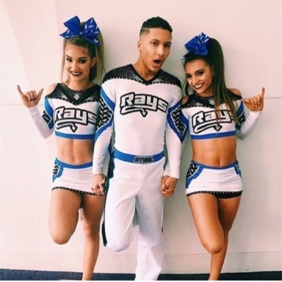 iSO - Picture 5 of 8